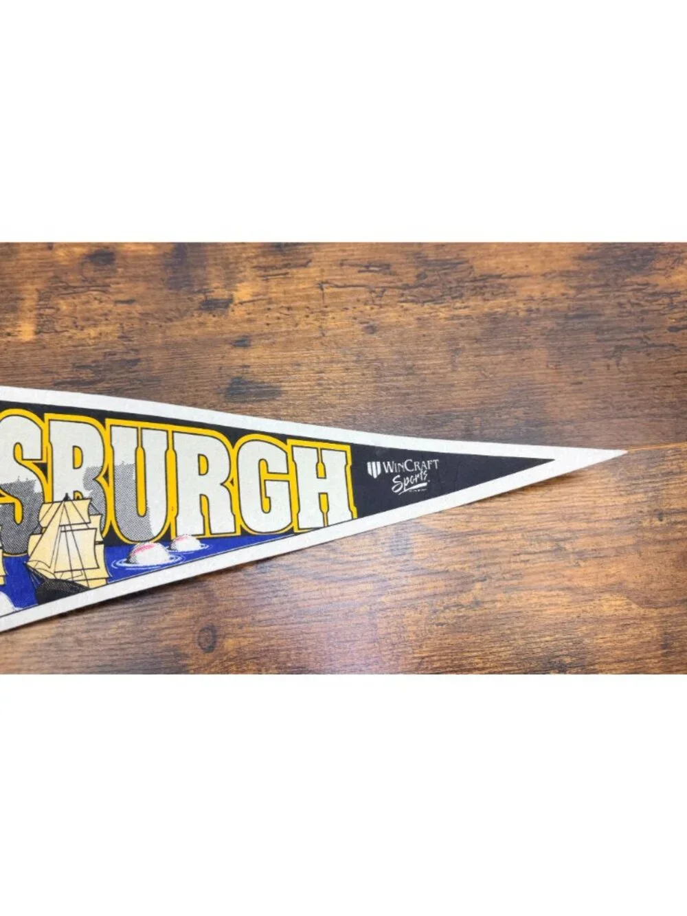 Pittsburgh Pirates MLB 1996 Vintage Felt Pennant By WinCraft Sports 30 inches